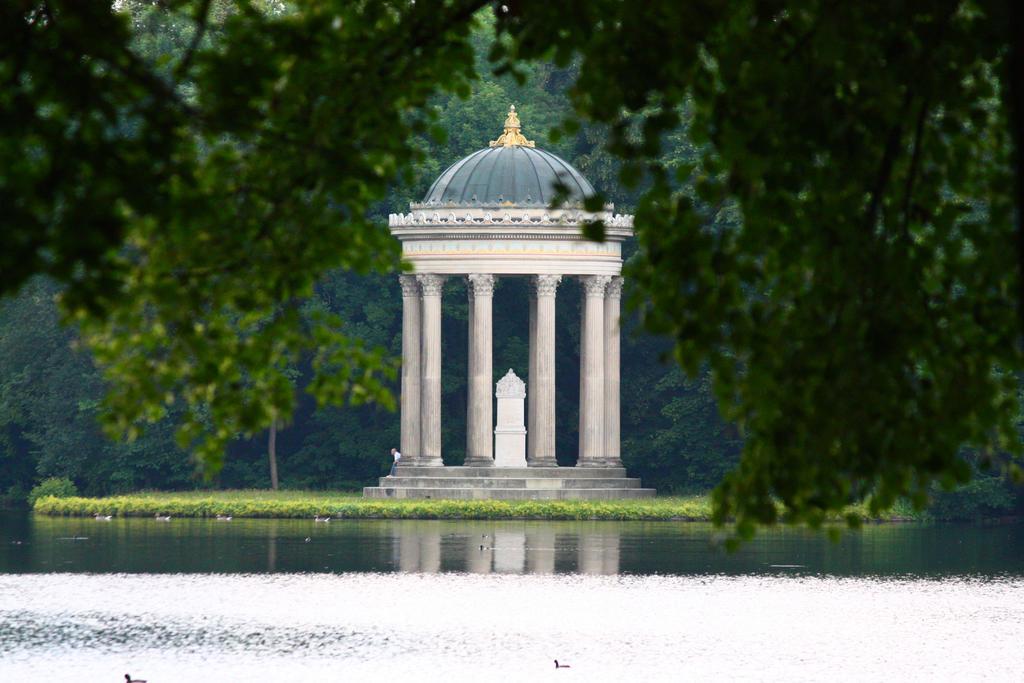 Laimer Hof Am Schloss Nymphenburg München Ngoại thất bức ảnh