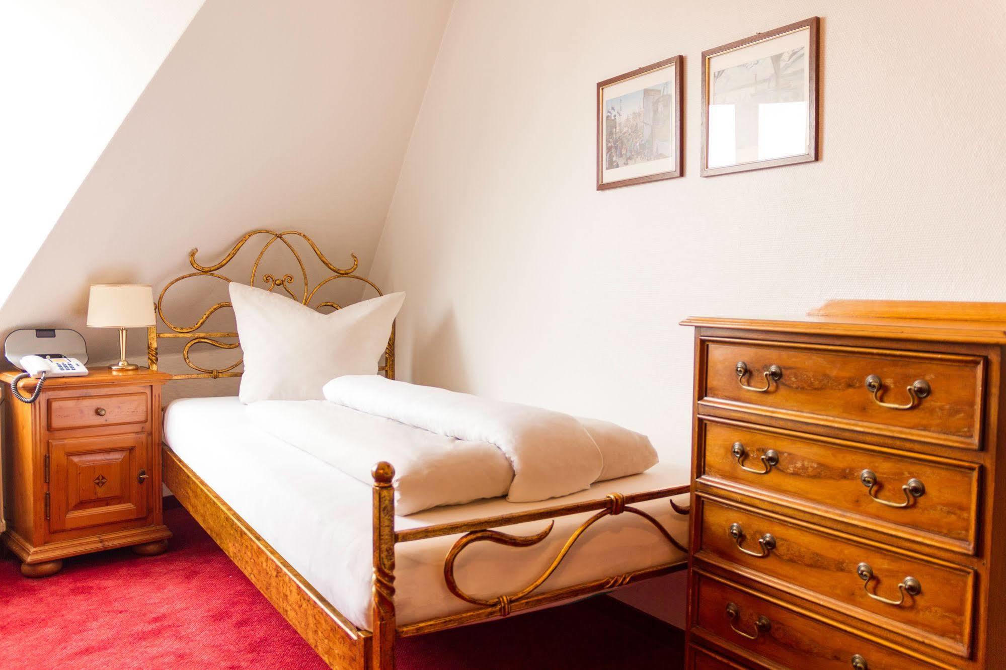 Laimer Hof Am Schloss Nymphenburg München Ngoại thất bức ảnh